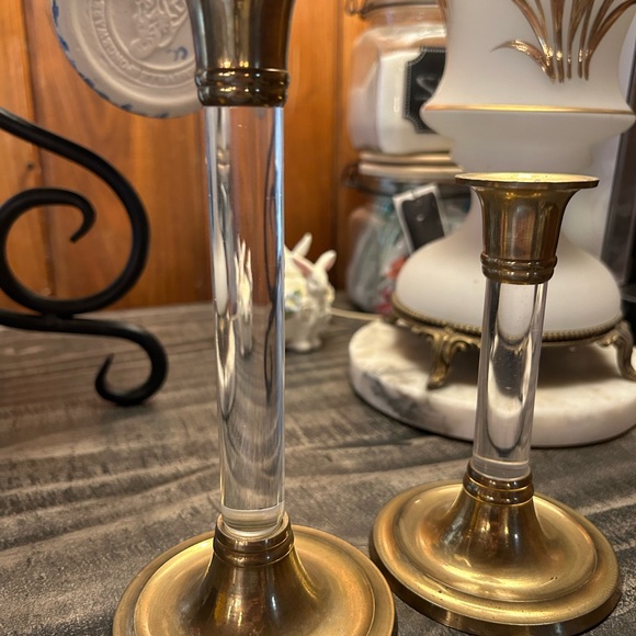 Vintage lucite and brass candlestick set of 2 - Picture 2 of 5
